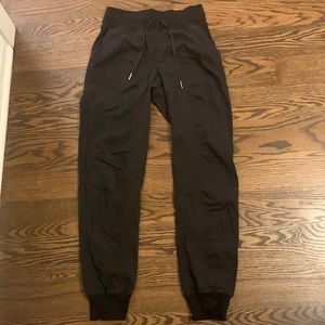Women’s lululemon, black dance studio mid-rise jogger